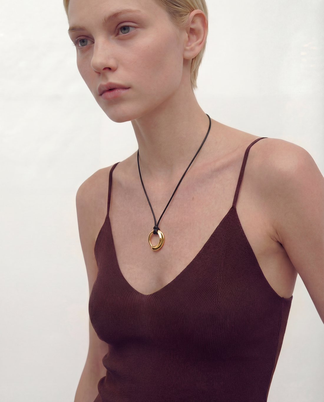 KAKLO PAPUOŠALAS LOUISE